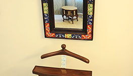 Raj Regency-Coat-Hanger-Mirror-Detail