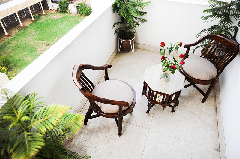 Raj Regency-Deluxe Suite2